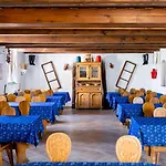 Hotell Gastland M1 & Conference Center 3*