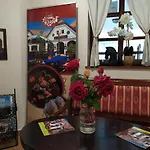 Gastland M1 & Conference Center Hotell 3*