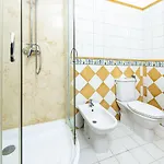 Gastland M1 & Conference Center Hotell