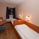 Gastland M1 & Conference Center 3*
