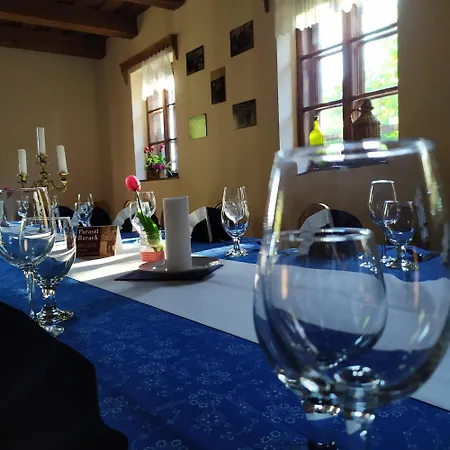 Gastland M1 & Conference Center Hotel Paty