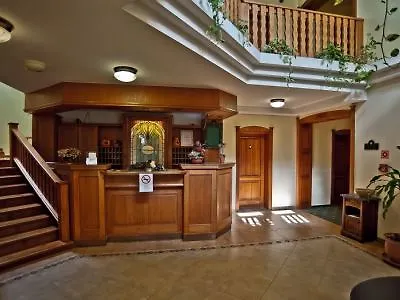 Gastland M1 & Conference Center Hotel