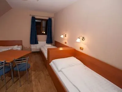 Gastland M1 & Conference Center 3*
